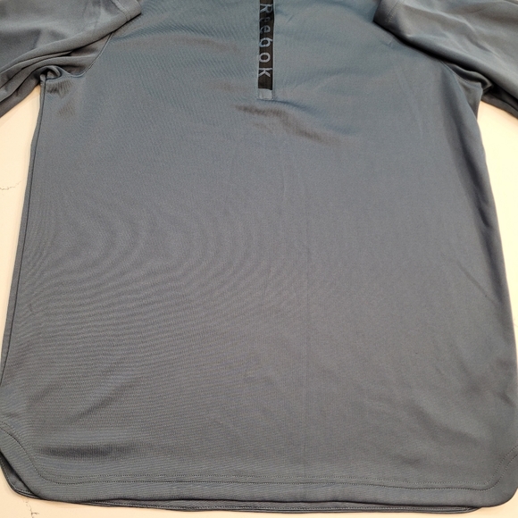 Reebok half zipper top - Men's size XL - Picture 3 of 11